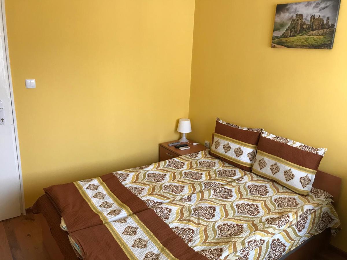 Guesthouse Elena เบโลกราดชิก ภายนอก รูปภาพ